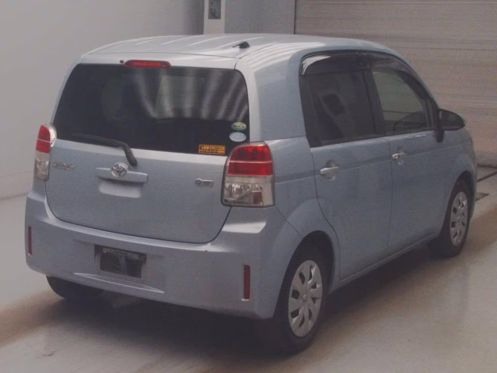 TOYOTA SPADE