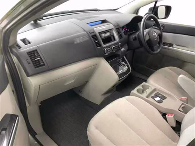 MAZDA MPV