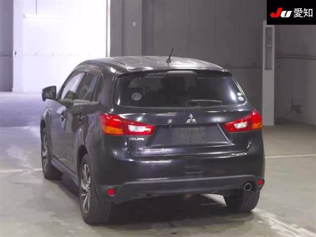 MITSUBISHI RVR