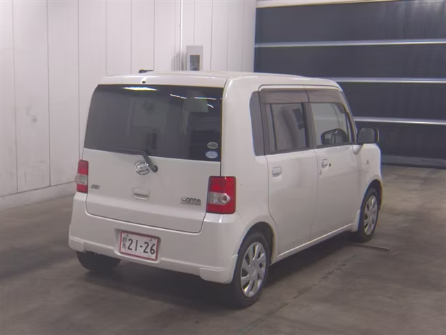 DAIHATSU MOVE CONTE