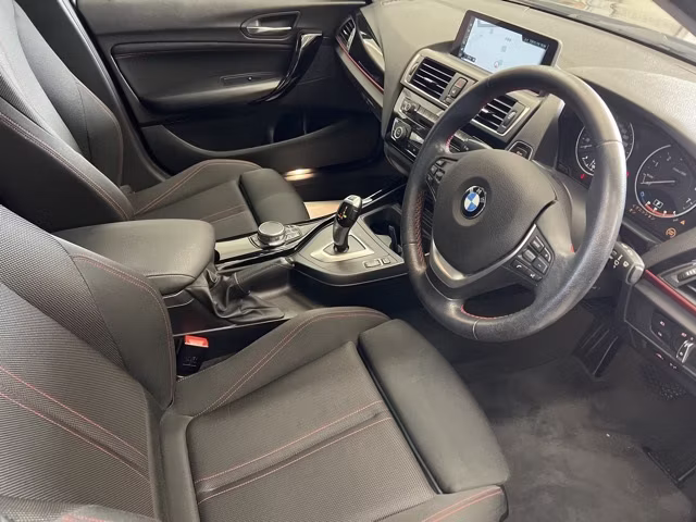BMW 1-SERIES