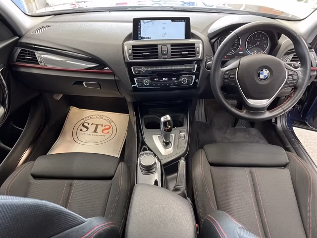 BMW 1-SERIES