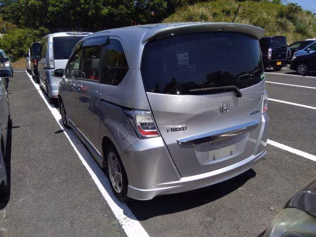 HONDA FREED