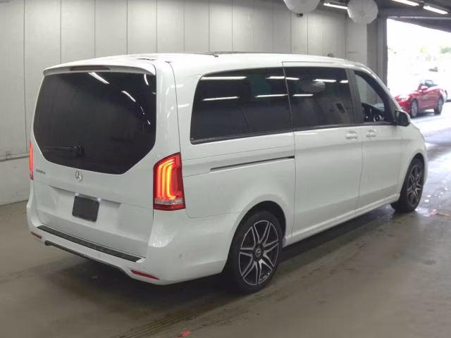 MERCEDES-BENZ V-CLASS