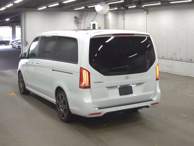 MERCEDES-BENZ V-CLASS