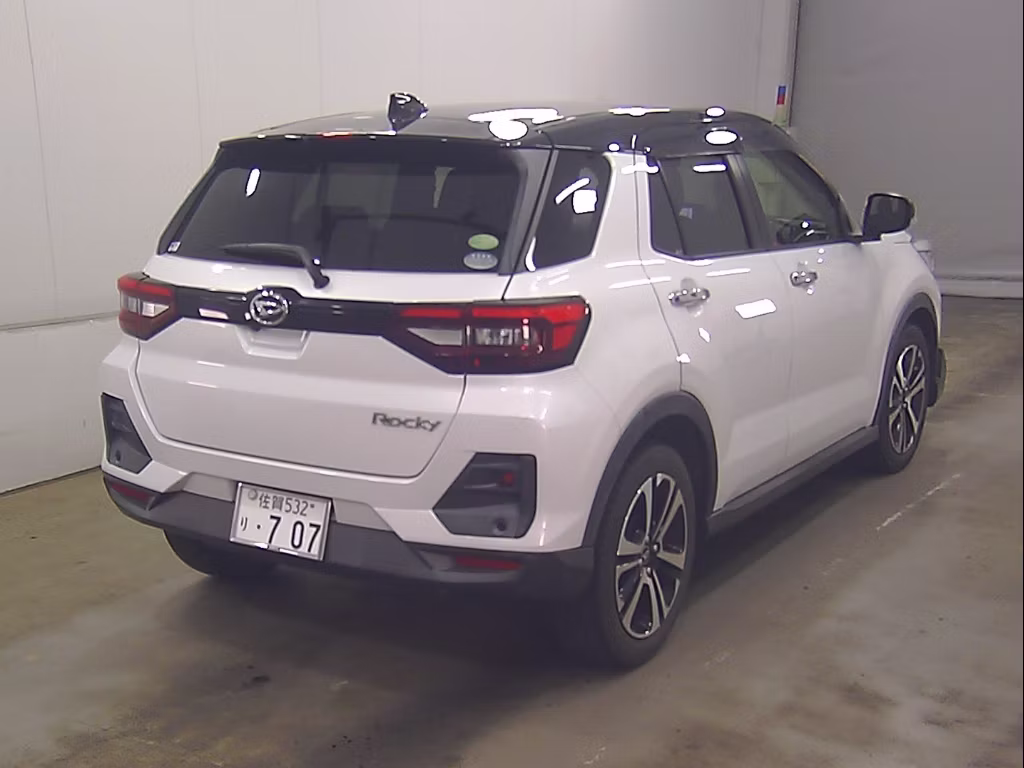 DAIHATSU ROCKY