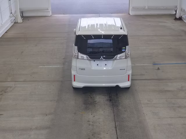 MITSUBISHI DELICA D:2