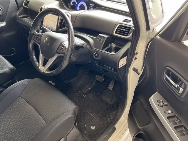MITSUBISHI DELICA D:2