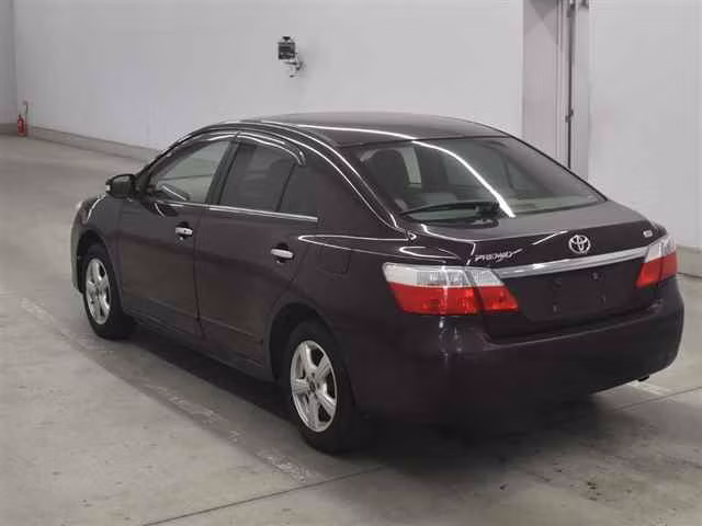 TOYOTA PREMIO
