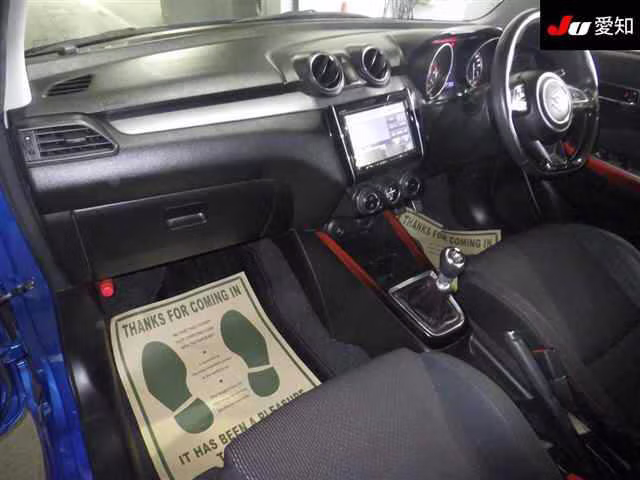 SUZUKI SWIFT