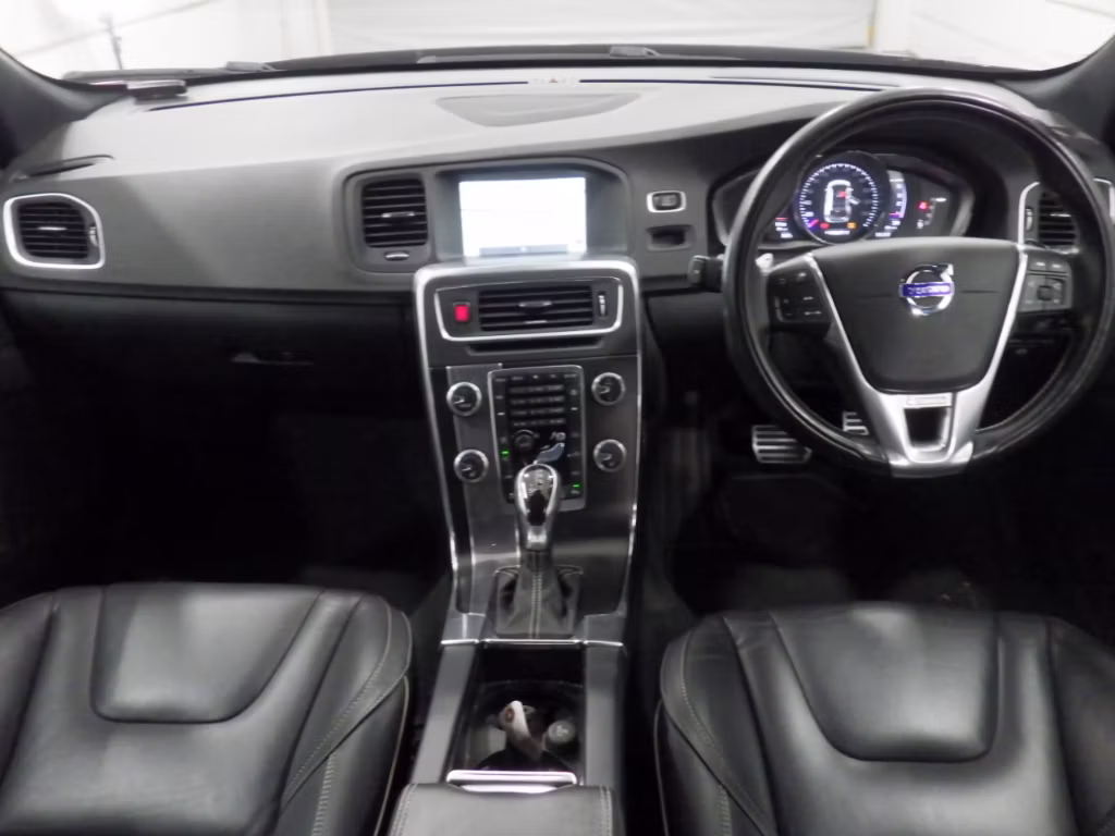 VOLVO V60