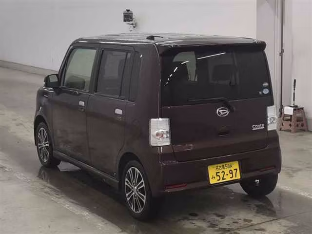 DAIHATSU MOVE CONTE