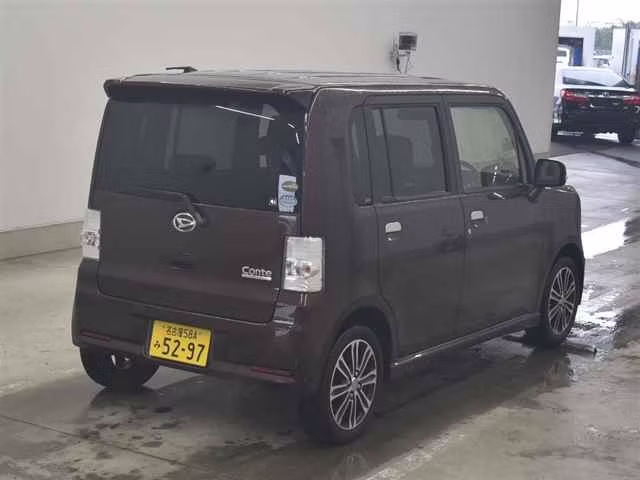 DAIHATSU MOVE CONTE