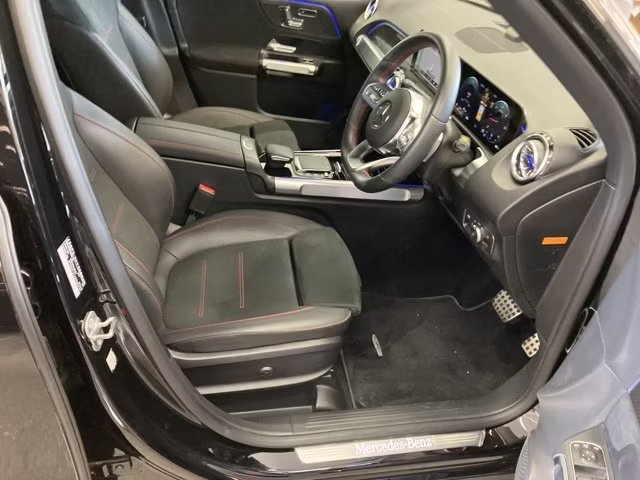 MERCEDES-BENZ GLB-CLASS