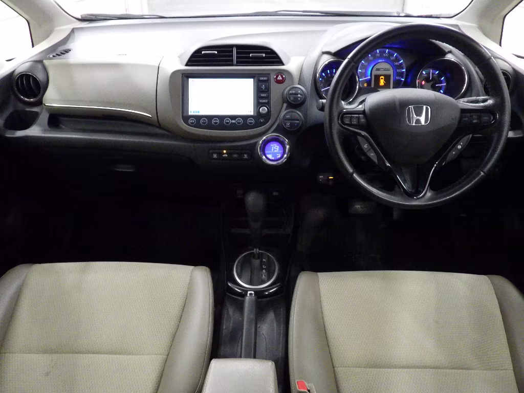 HONDA FIT SHUTTLE