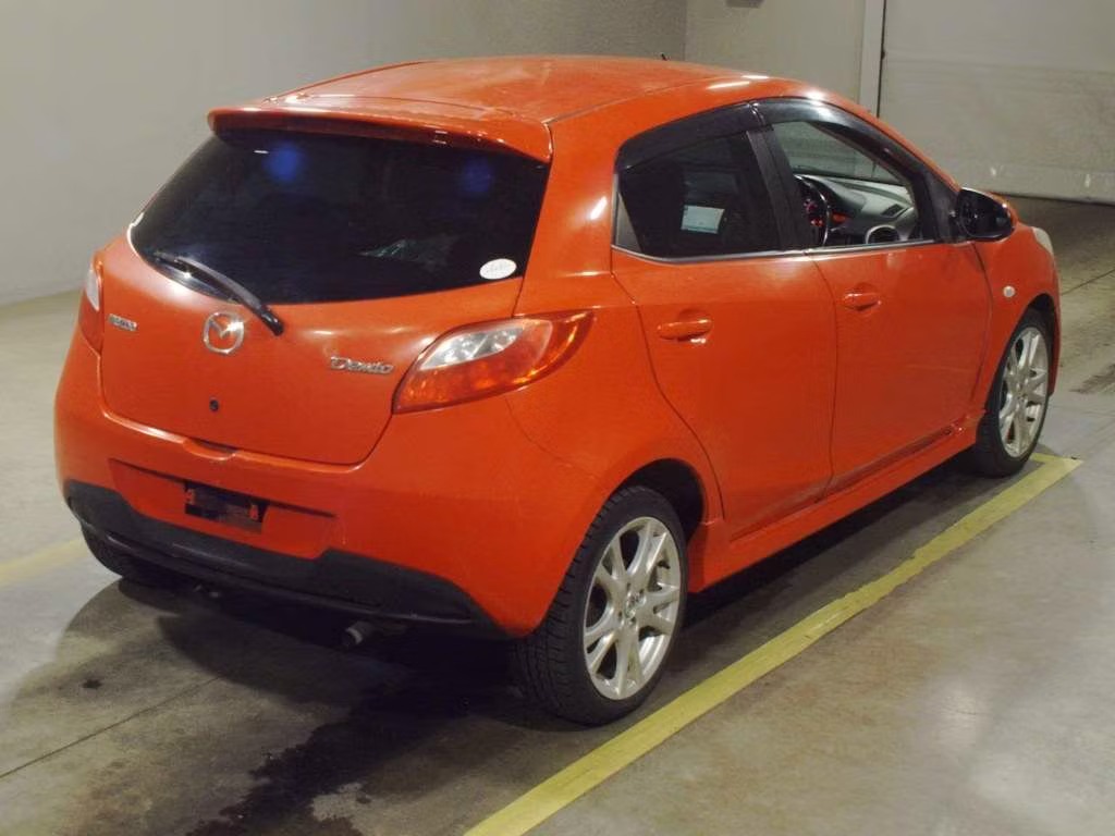 MAZDA DEMIO