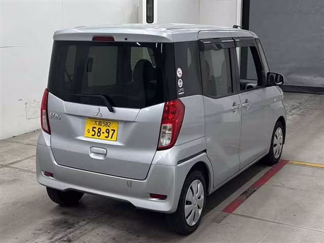 MITSUBISHI EK SPACE
