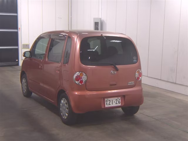 DAIHATSU MOVE LATTE