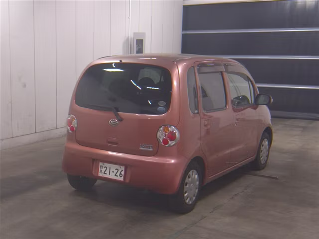 DAIHATSU MOVE LATTE