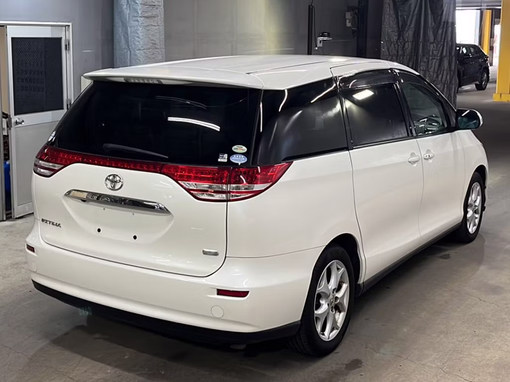 TOYOTA ESTIMA