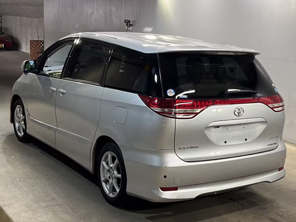 TOYOTA ESTIMA