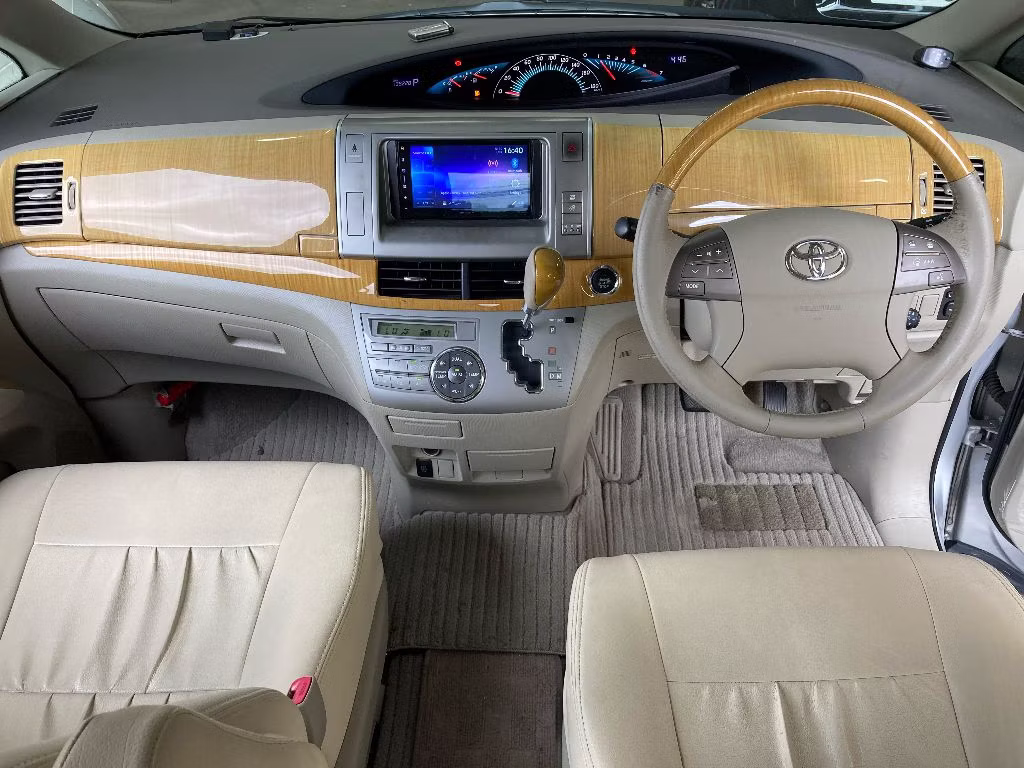 TOYOTA ESTIMA