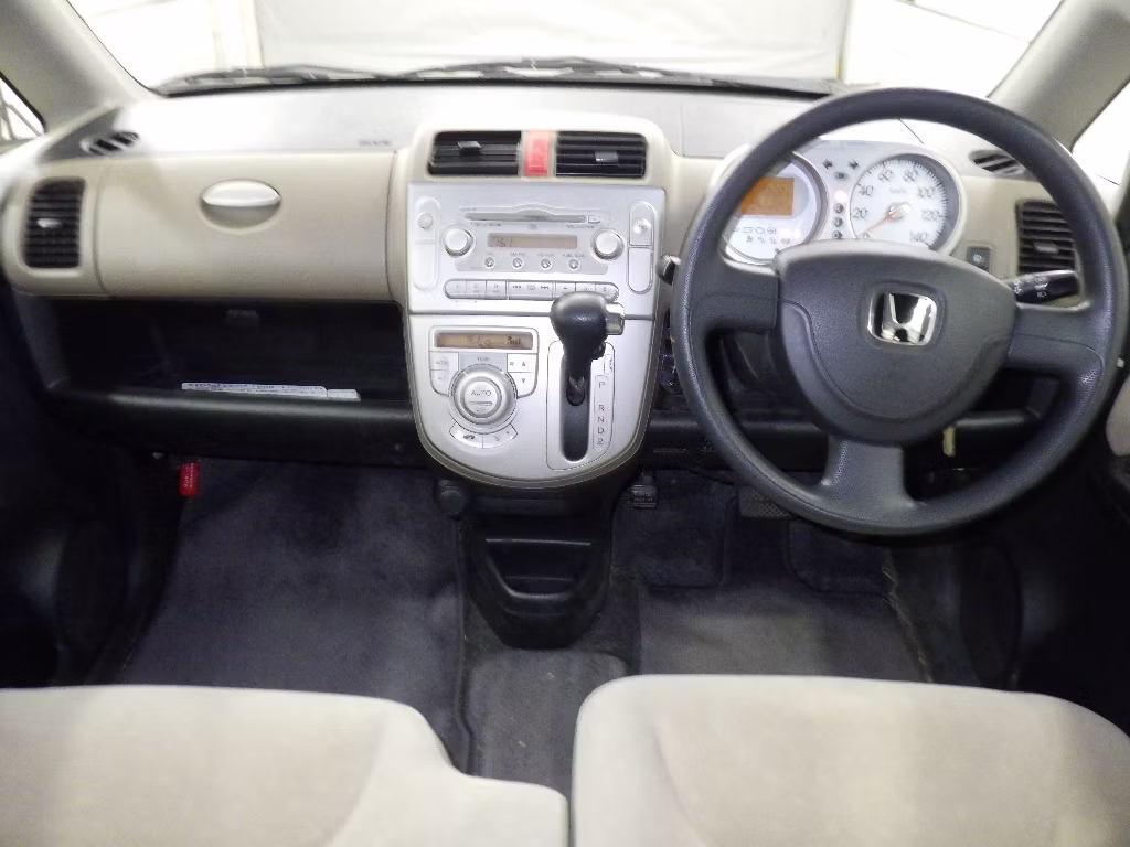 HONDA LIFE