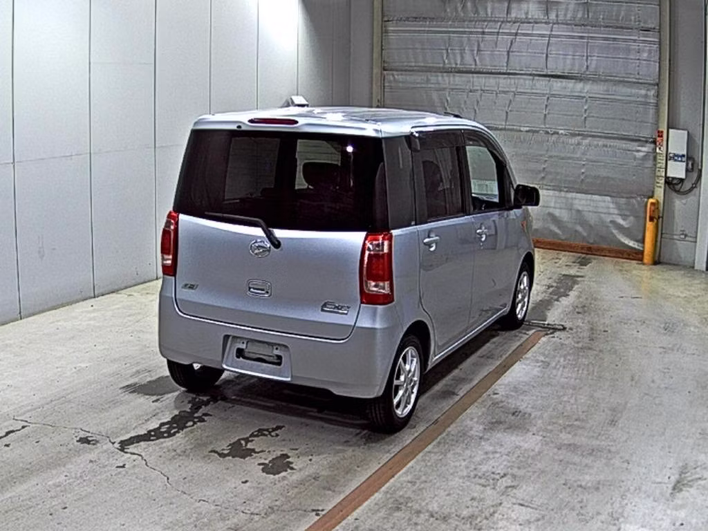 DAIHATSU TANTO EXE