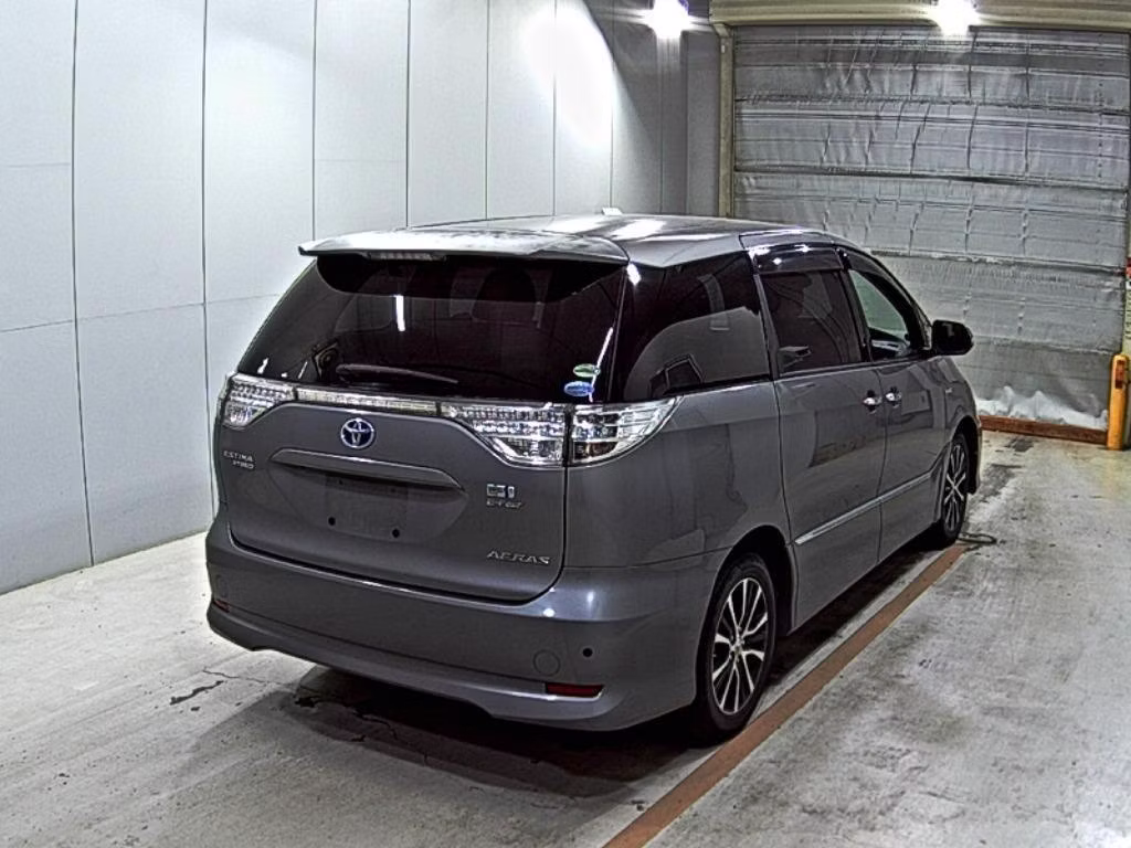 TOYOTA ESTIMA