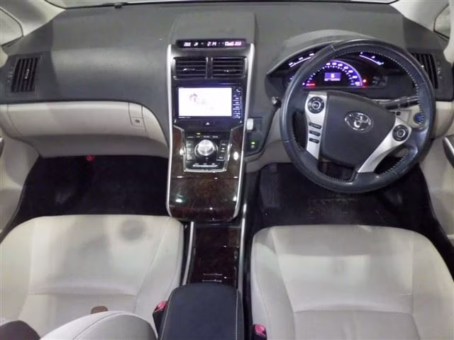 TOYOTA SAI