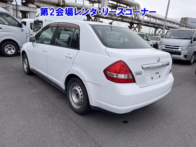NISSAN TIIDA LATIO