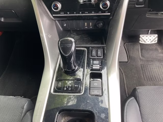 MITSUBISHI ECLIPSE CROSS
