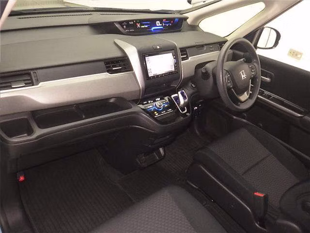HONDA FREED+
