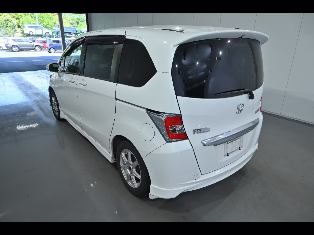 HONDA FREED