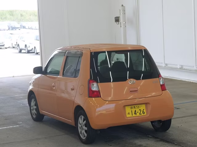 DAIHATSU ESSE