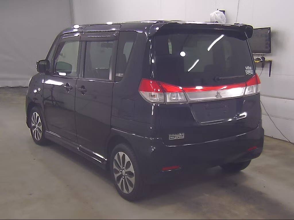 MITSUBISHI DELICA D:2
