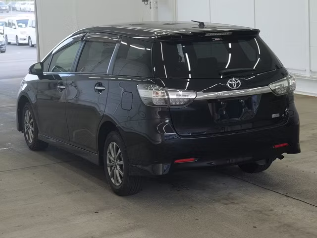 TOYOTA WISH
