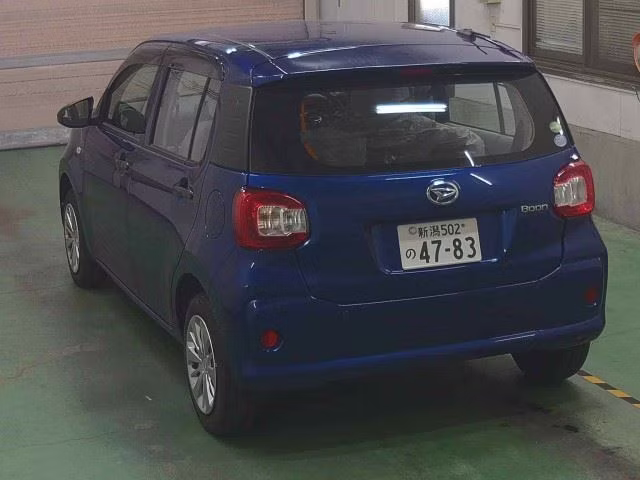 DAIHATSU BOON