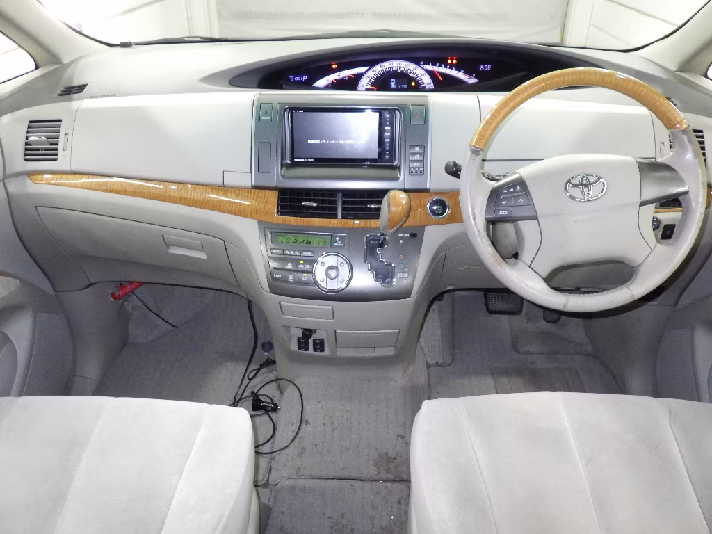 TOYOTA ESTIMA