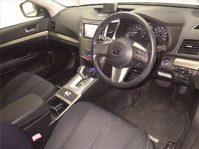 SUBARU LEGACY B4