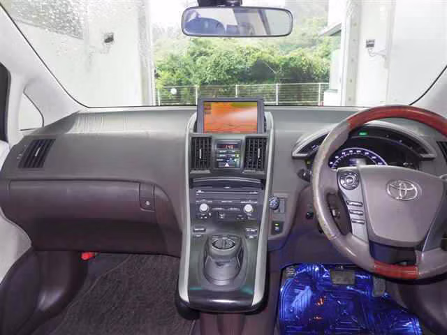 TOYOTA SAI