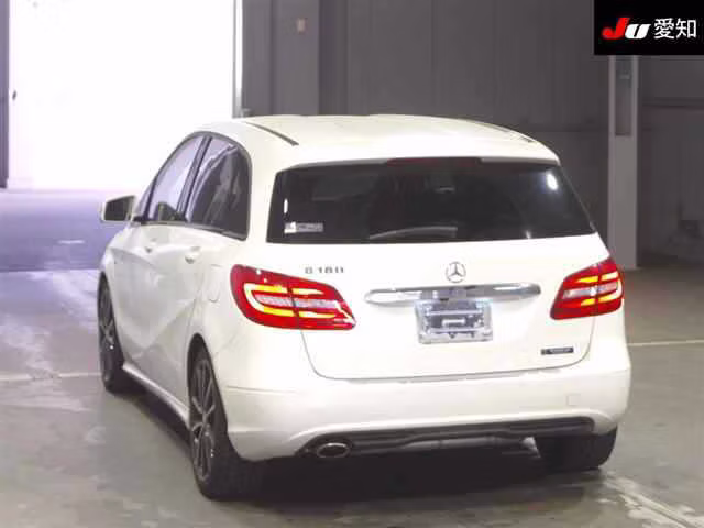 MERCEDES-BENZ B-CLASS