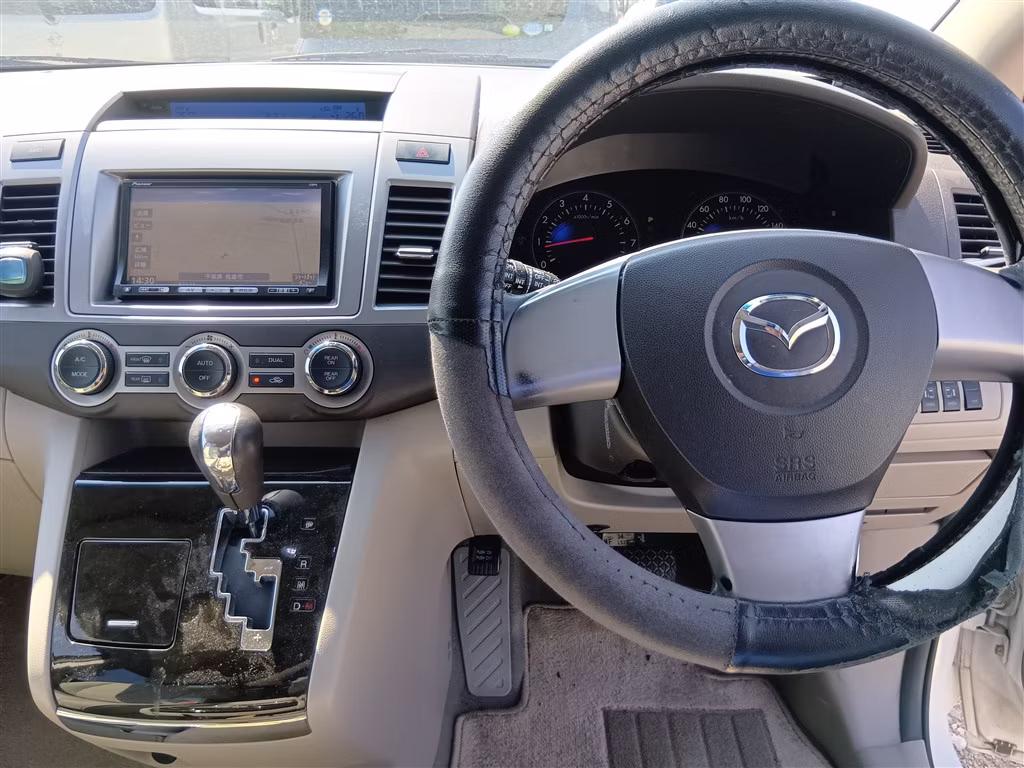MAZDA MPV