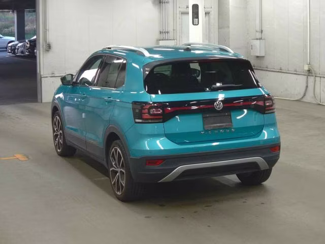 VOLKSWAGEN T-CROSS