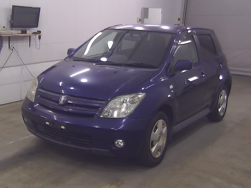 TOYOTA IST