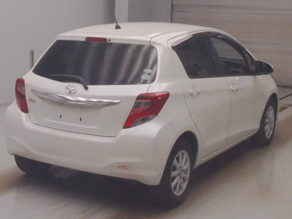 TOYOTA VITZ