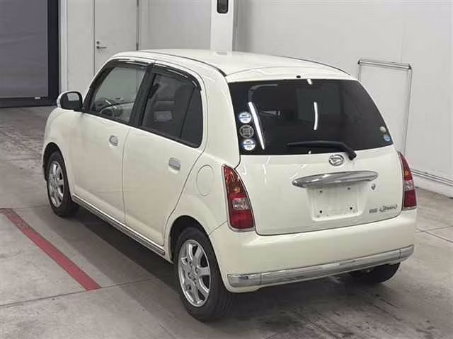 DAIHATSU MIRA GINO