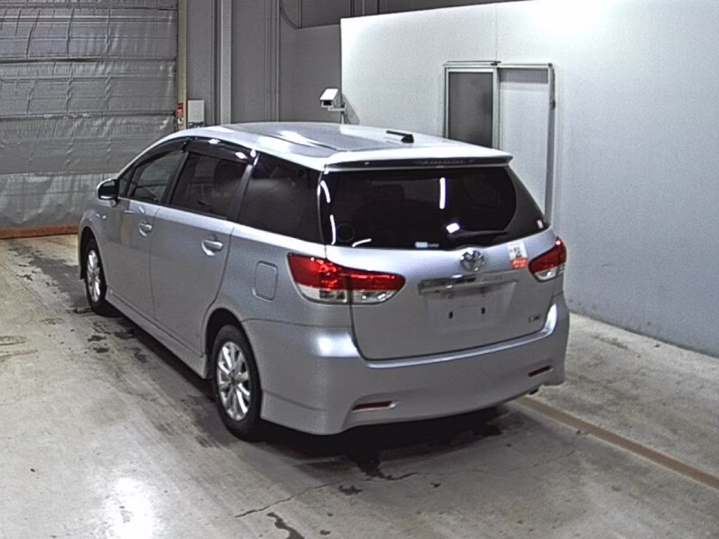 TOYOTA WISH