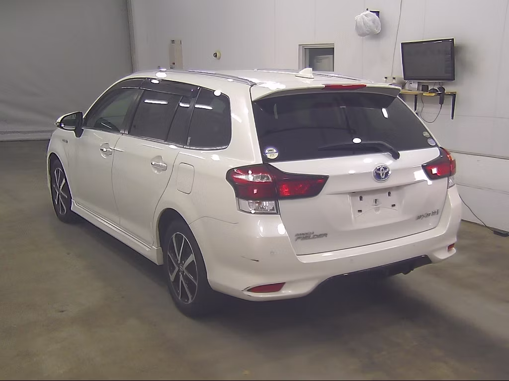 TOYOTA COROLLA FIELDER