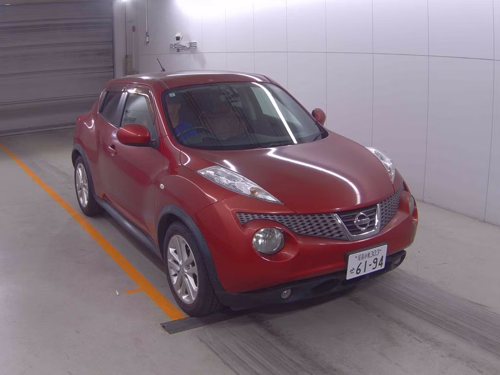 NISSAN JUKE